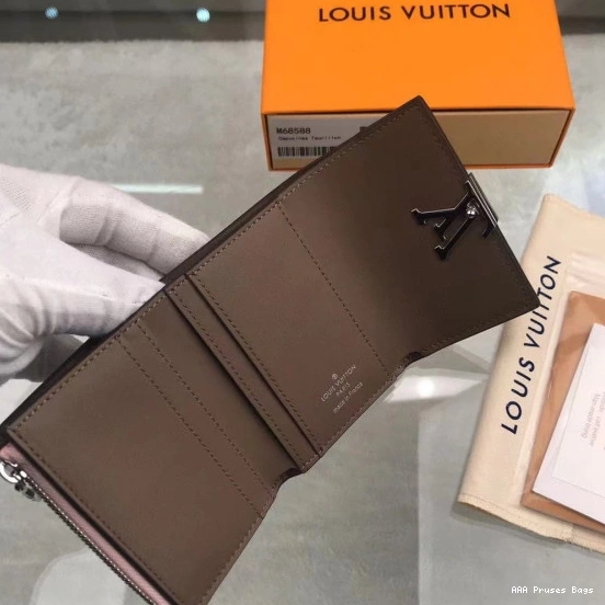 AAA Replica Ru XS WALLET CAPUCINES VUITTON LOUIS 0808